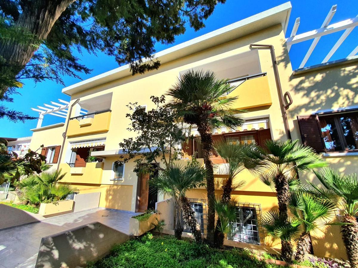 Dommos - Marinaway Apartments Orosei Εξωτερικό φωτογραφία